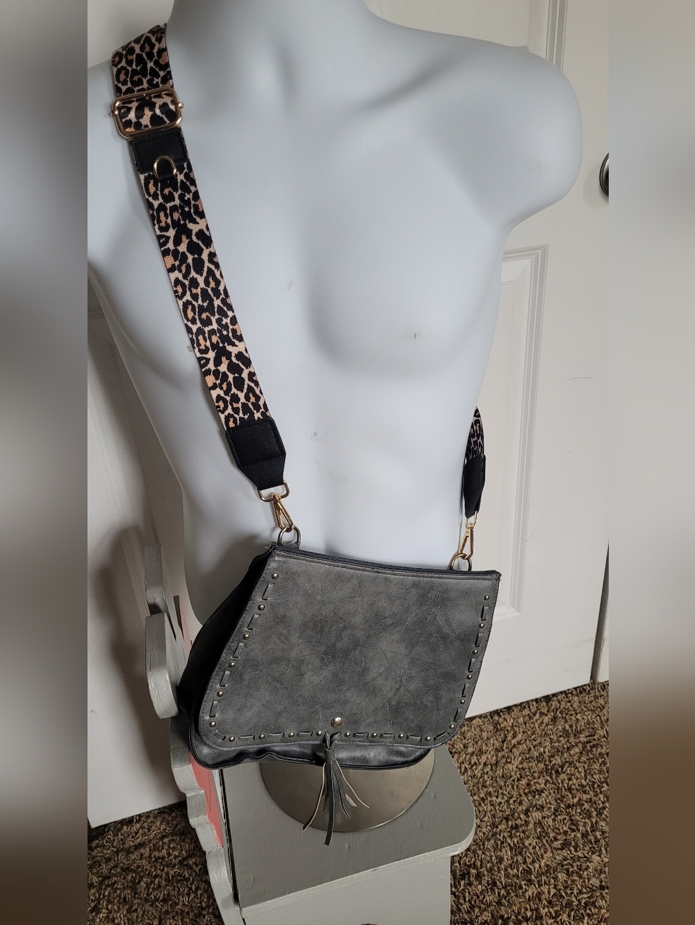 Boutique Grey Crossbody Bag with Leopard Strap